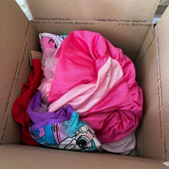 Girls Size 7 Not So Mystery Bundle - Picture 1 of 12